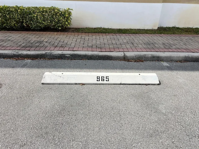 965 SW 147th Ave # 2504, Pembroke Pines FL 33027