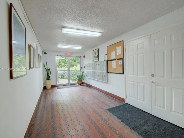 855 Euclid Ave # 101, Miami Beach FL 33139