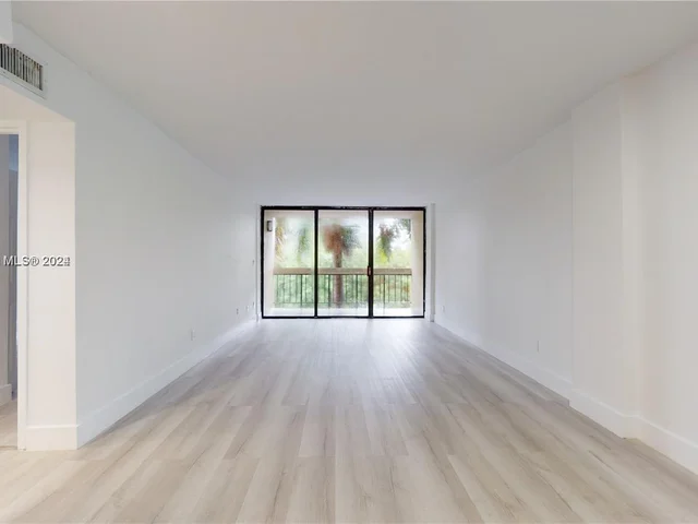 2715 Tigertail Ave # 401, Miami FL 33133