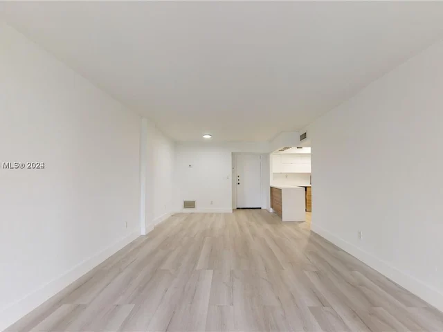 2715 Tigertail Ave # 401, Miami FL 33133