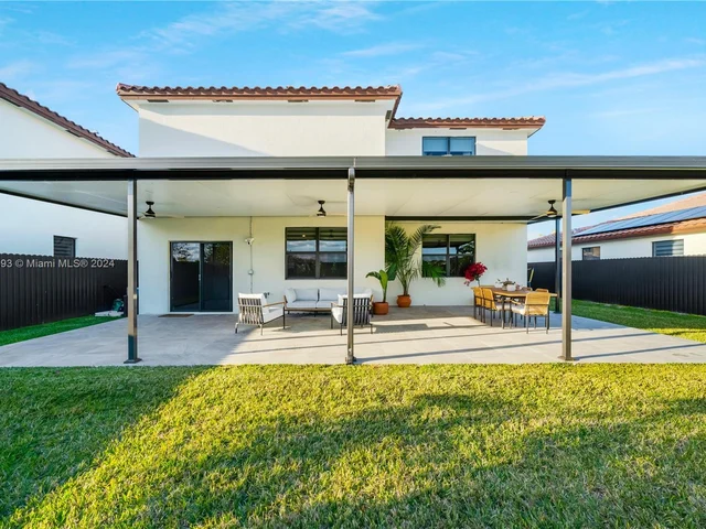 11892 SW 235th Ter, Homestead FL 33032