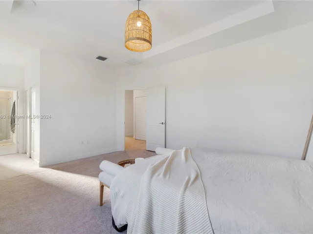 11892 SW 235th Ter, Homestead FL 33032