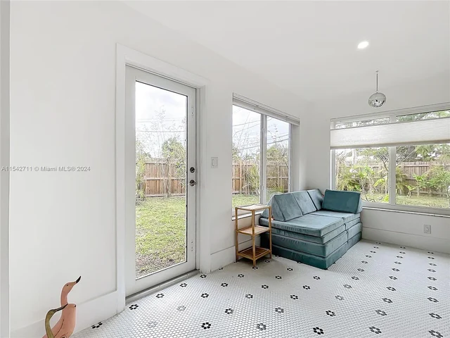 3637 Riverland Rd, Fort Lauderdale FL 33312