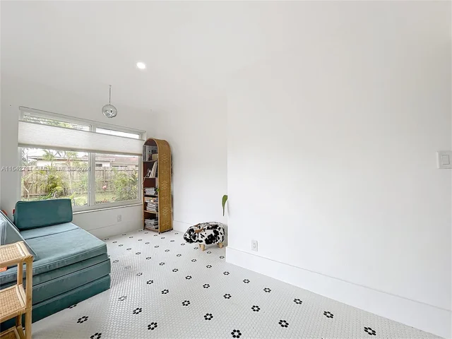 3637 Riverland Rd, Fort Lauderdale FL 33312