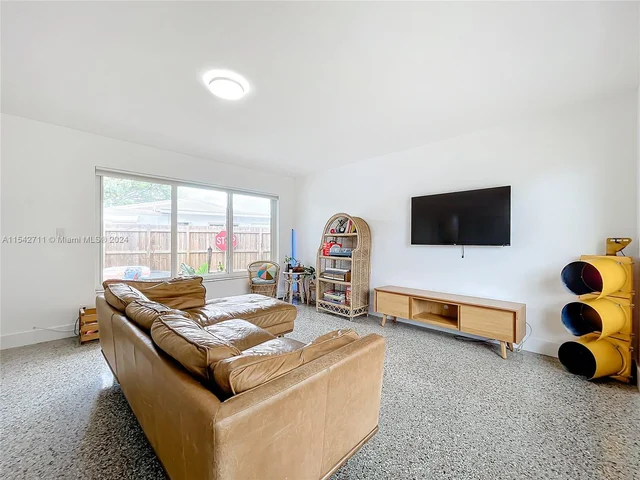 3637 Riverland Rd, Fort Lauderdale FL 33312