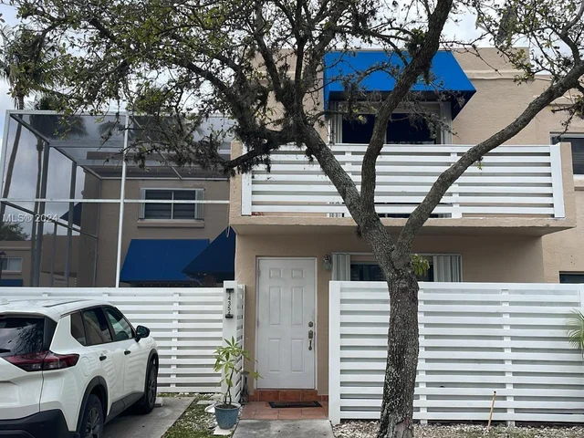 14354 SW 97th Ter, Miami FL 33186