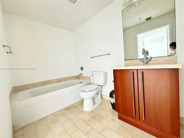 1111 SW 1st Ave, Miami FL 33130