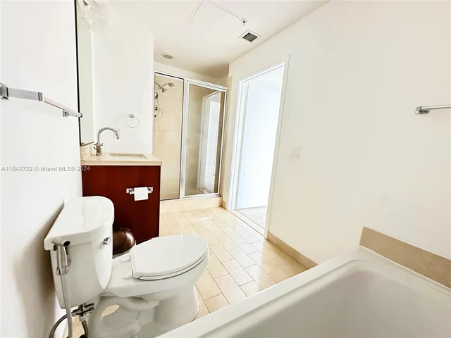 1111 SW 1st Ave, Miami FL 33130