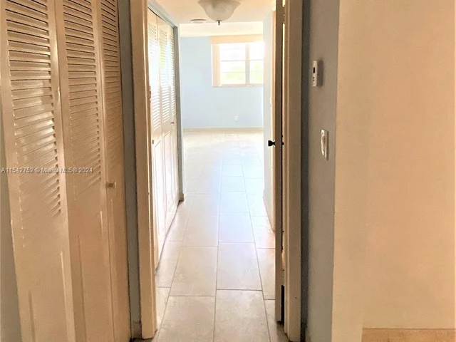 1465 NE 123rd St # 302, North Miami FL 33161