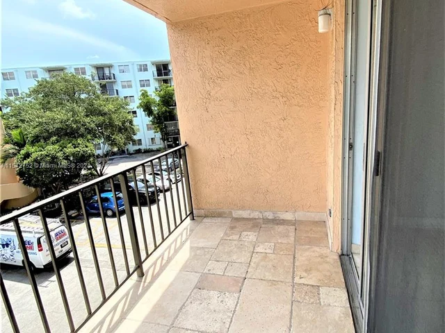 1465 NE 123rd St # 302, North Miami FL 33161