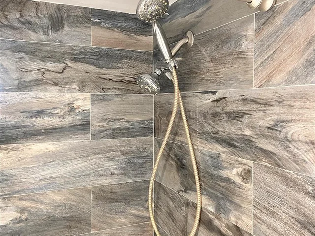 1465 NE 123rd St # 302, North Miami FL 33161