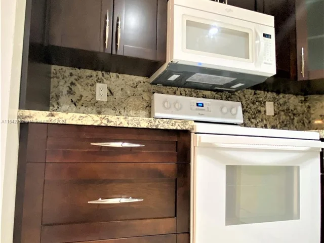 1465 NE 123rd St # 302, North Miami FL 33161