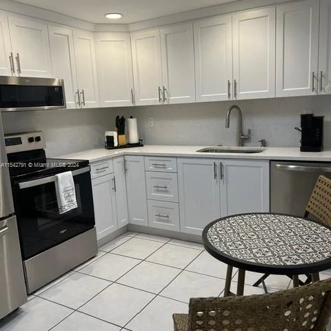 250 181st Dr # 212, Sunny Isles Beach FL 33160