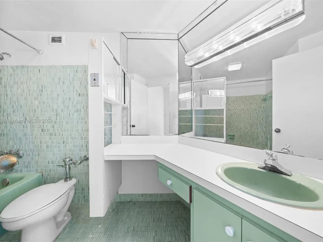 3301 NE 5th Ave # 906, Miami FL 33137