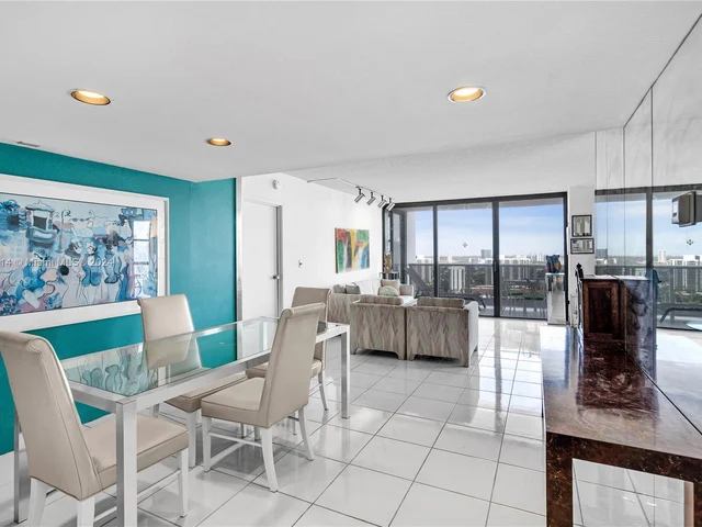 3675 N Country Club Dr # 2602, Aventura FL 33180