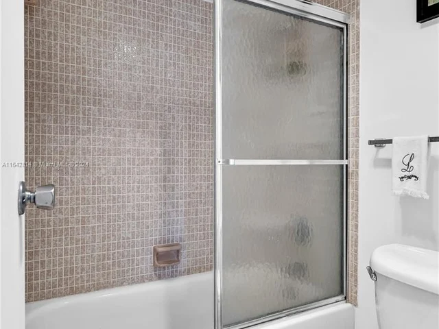 3675 N Country Club Dr # 2602, Aventura FL 33180