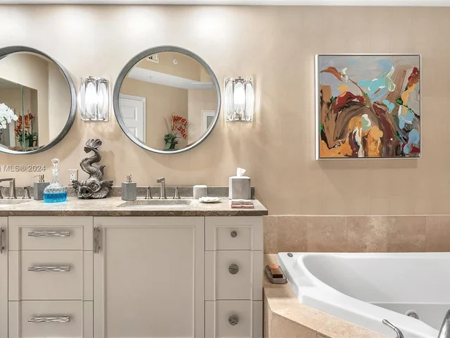 100 S Birch Rd # 1103F, Fort Lauderdale FL 33316