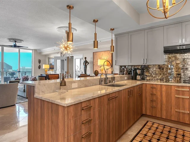 100 S Birch Rd # 1103F, Fort Lauderdale FL 33316