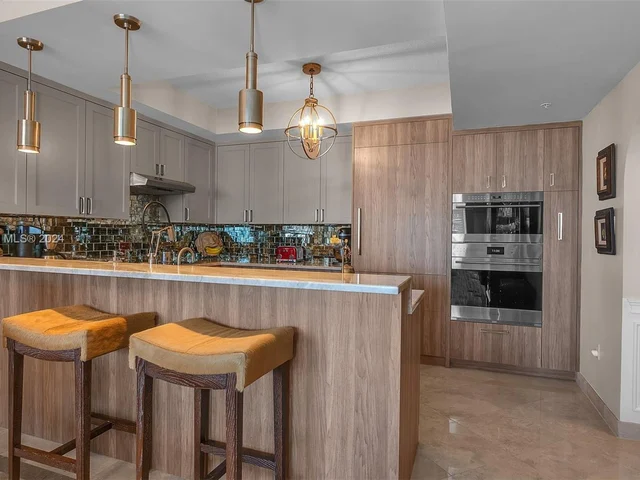 100 S Birch Rd # 1103F, Fort Lauderdale FL 33316