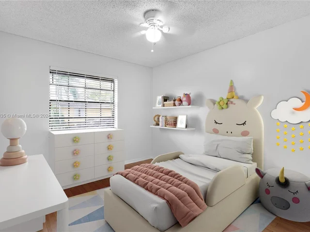 1172 NE 210th Ter # 1172, Miami FL 33179