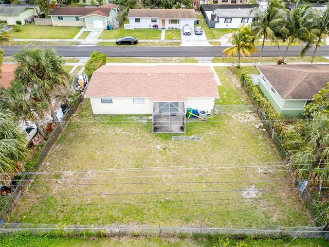 2345 NW 182nd Ter, Miami Gardens FL 33056