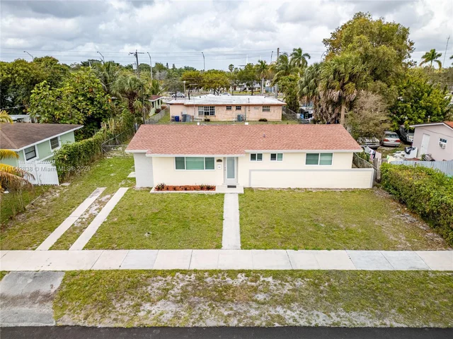 2345 NW 182nd Ter, Miami Gardens FL 33056