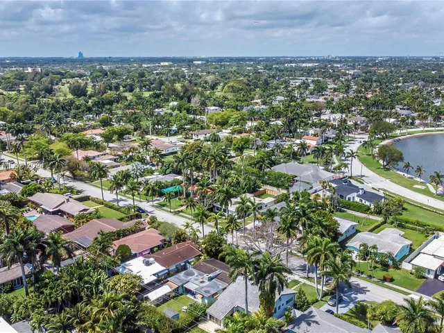 1223 Polk St, Hollywood FL 33019