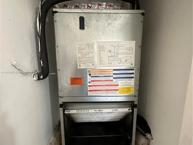 9715 Fontainebleau Blvd # E108, Miami FL 33172