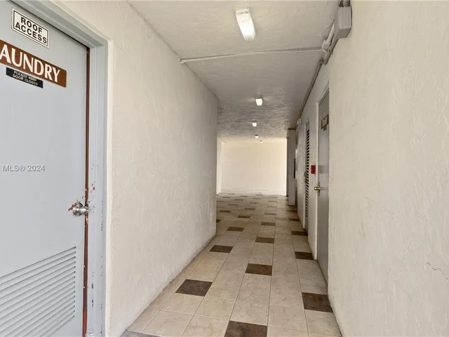 3070 NW 48th Ter # 414, Lauderdale Lakes FL 33313