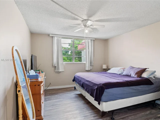 3070 NW 48th Ter # 414, Lauderdale Lakes FL 33313