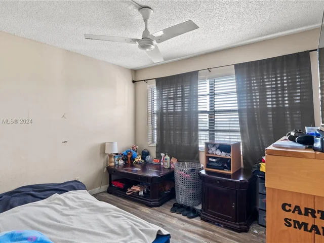 3070 NW 48th Ter # 414, Lauderdale Lakes FL 33313