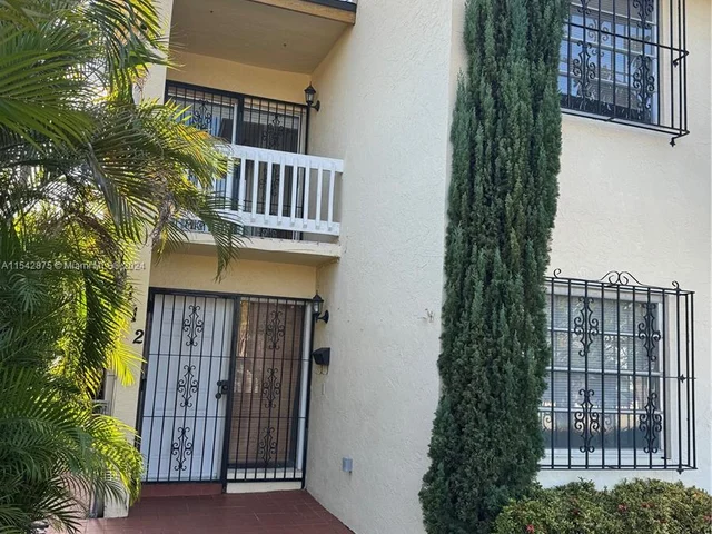 112 NW 32nd Pl # 112, Miami FL 33125
