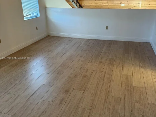 112 NW 32nd Pl # 112, Miami FL 33125