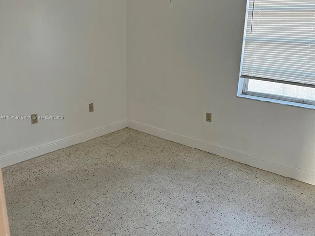 112 NW 32nd Pl # 112, Miami FL 33125