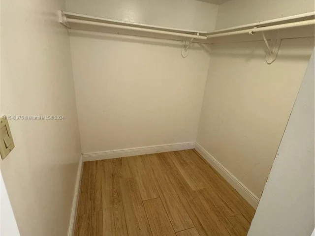 112 NW 32nd Pl # 112, Miami FL 33125