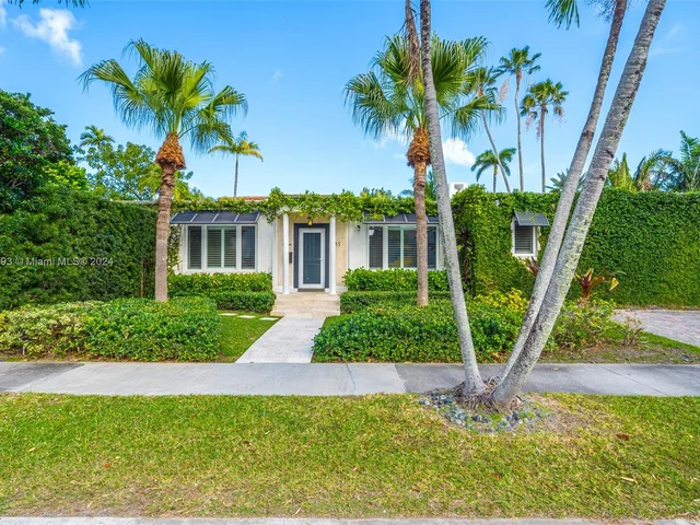 255 W Rivo Alto Dr, Miami Beach FL 33139