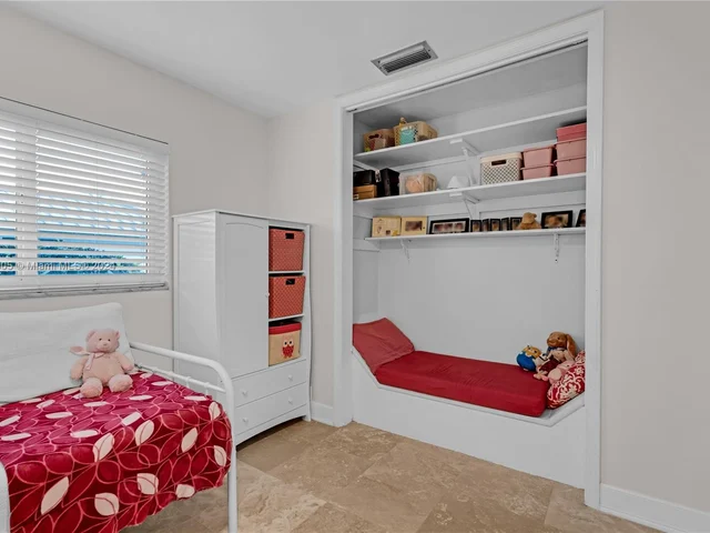 14765 SW 79th Ct, Palmetto Bay FL 33158