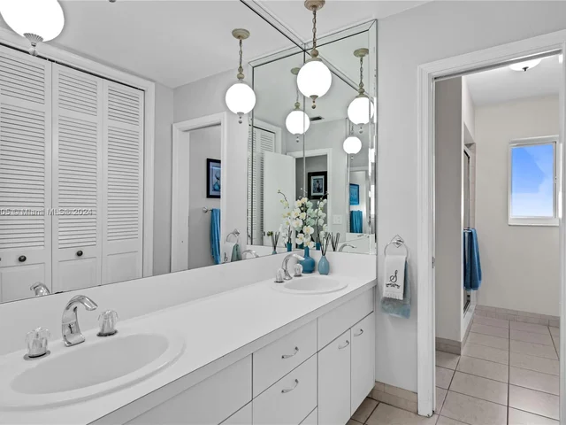 14765 SW 79th Ct, Palmetto Bay FL 33158