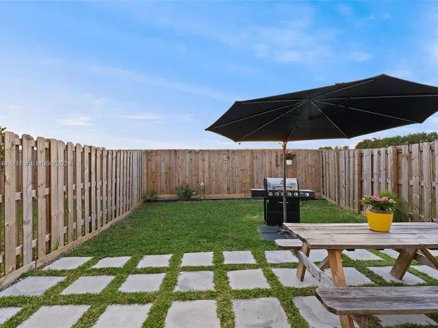 1170 SE 26th Ter # 1170, Homestead FL 33035