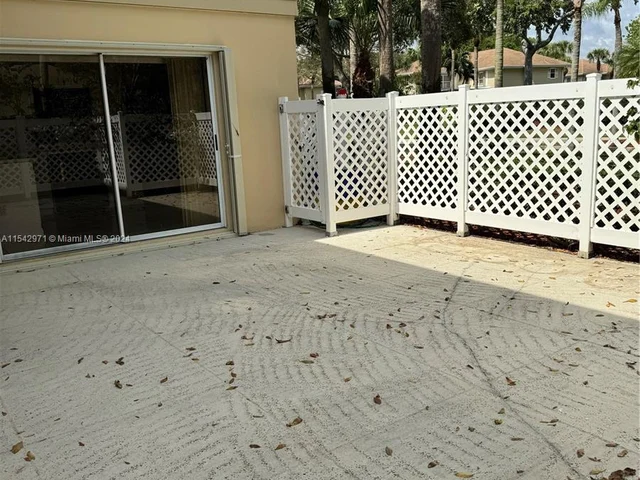 2902 Foxboro Ct # 2902, Boynton Beach FL 33436