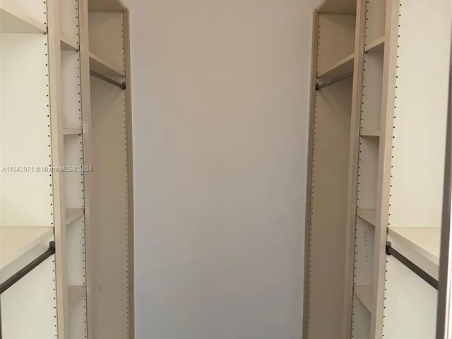 2902 Foxboro Ct # 2902, Boynton Beach FL 33436