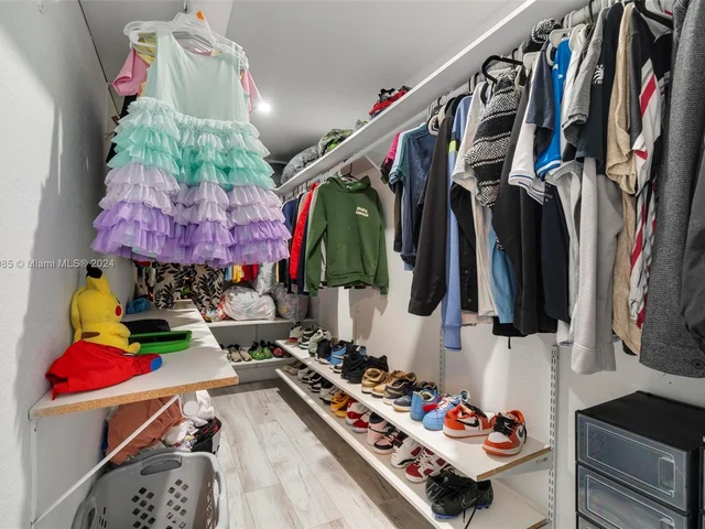 1501 NW 64th Ave, Margate FL 33063