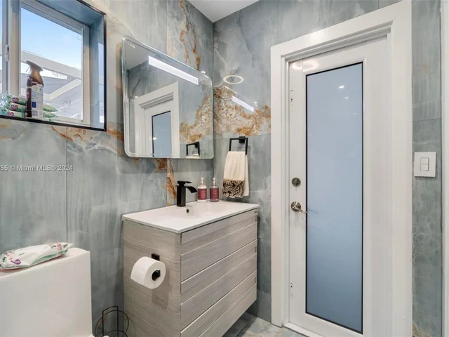 1501 NW 64th Ave, Margate FL 33063