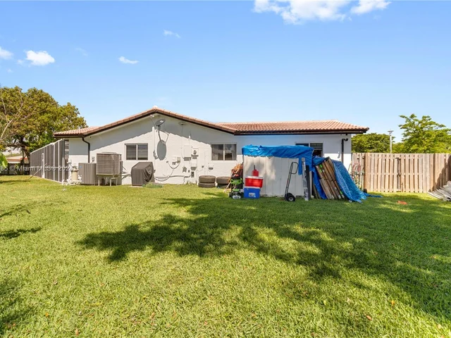 1501 NW 64th Ave, Margate FL 33063