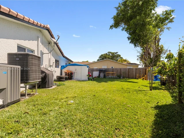 1501 NW 64th Ave, Margate FL 33063