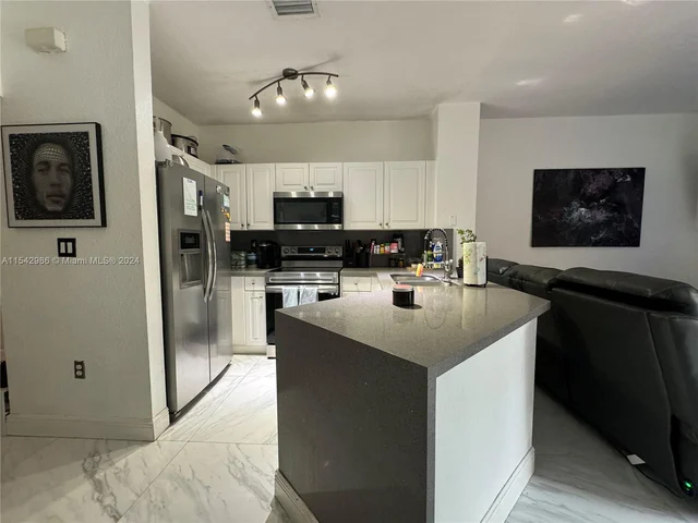 6411 Catalina Ln # 0, Tamarac FL 33321