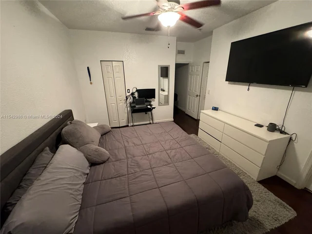 6411 Catalina Ln # 0, Tamarac FL 33321