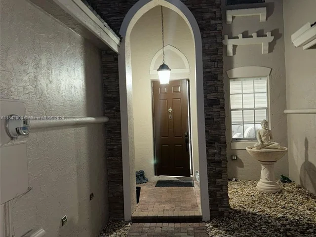 847 SW 154th Path, Miami FL 33194