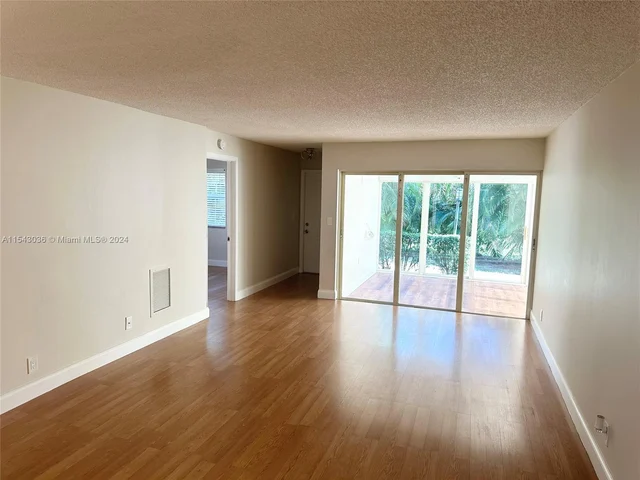 12052 Alternate A1A # C4, Palm Beach Gardens FL 33410