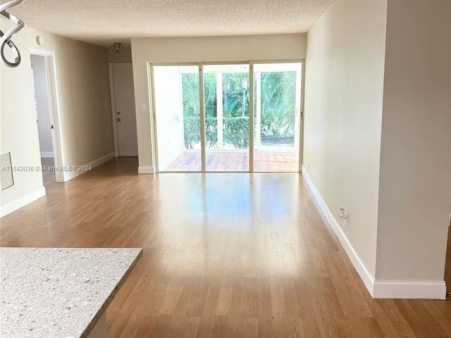 12052 Alternate A1A # C4, Palm Beach Gardens FL 33410